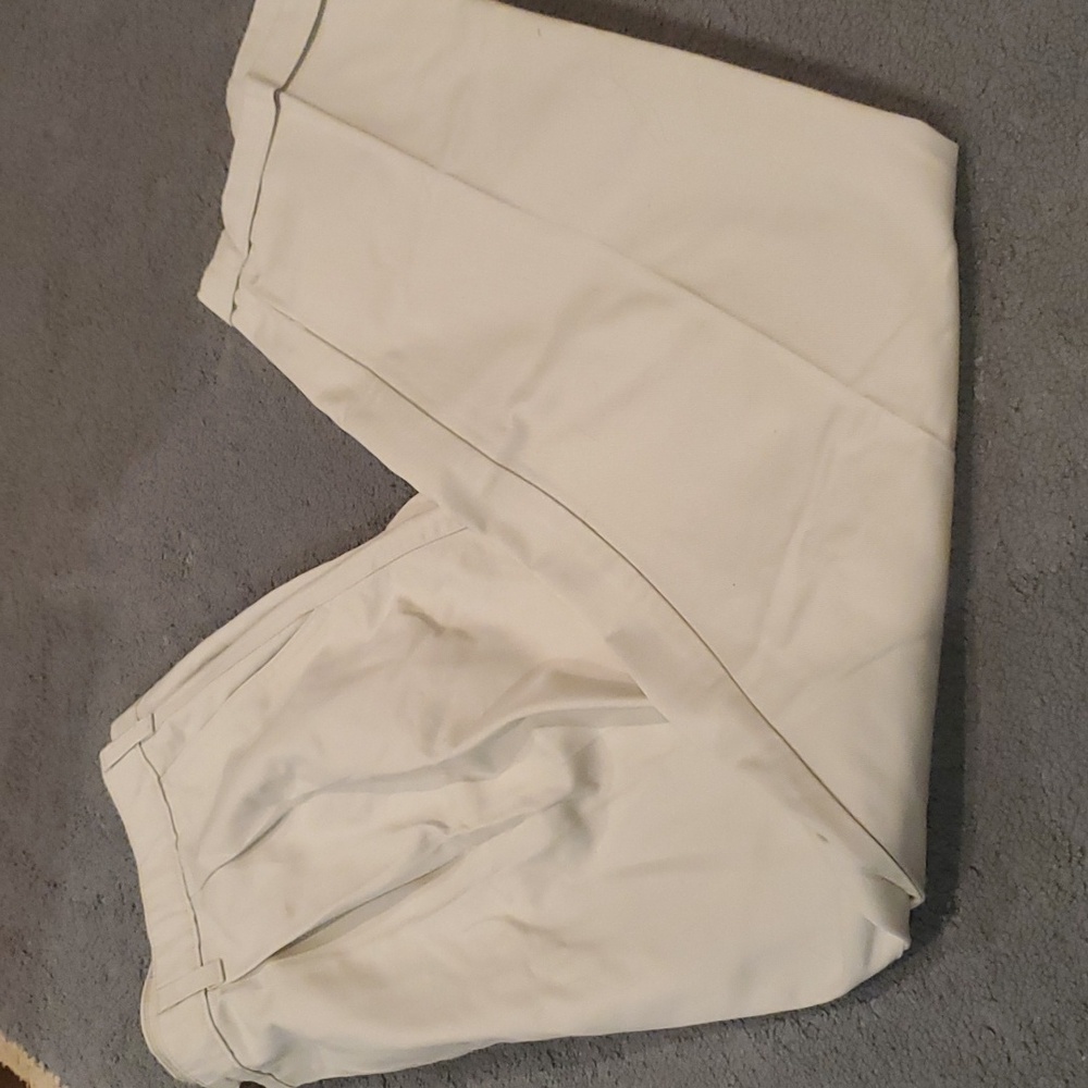 Men's 42x30 Savane khaki pants